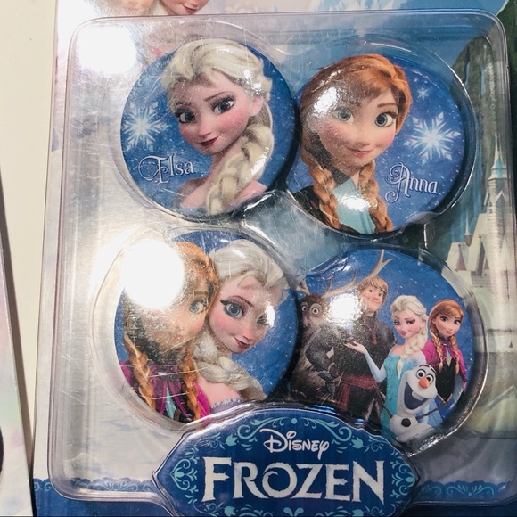 Frozen Disney pin set - Picture 6 of 7